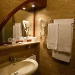 Miro' Hotel