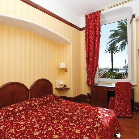 Miro' 3* ראפאלו