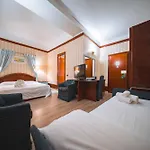 Miro' Hotel 3*