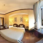Miro' Hotel 3*