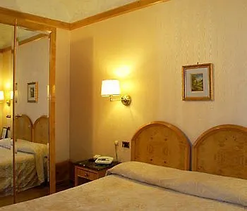 Miro' Hotel