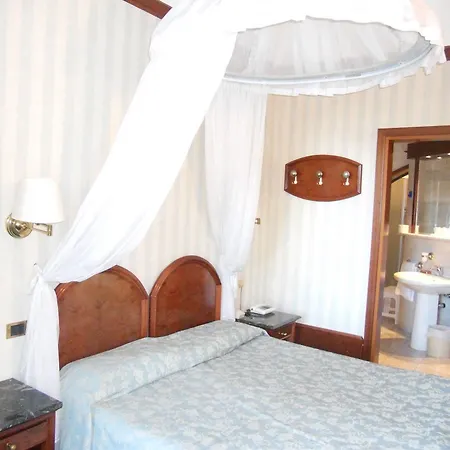 Miro' Hotel 3*