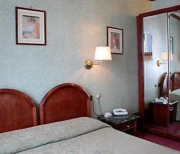 Miro' راباللو