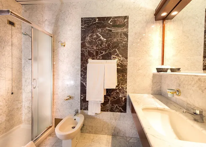 Miro' מלון ראפאלו